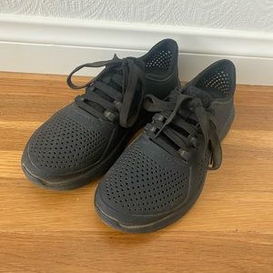 Crocs literide pacer women’s 8